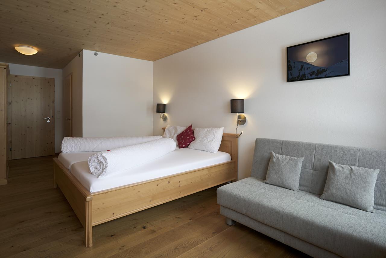 Hotel Steinbock Фальс Екстер'єр фото
